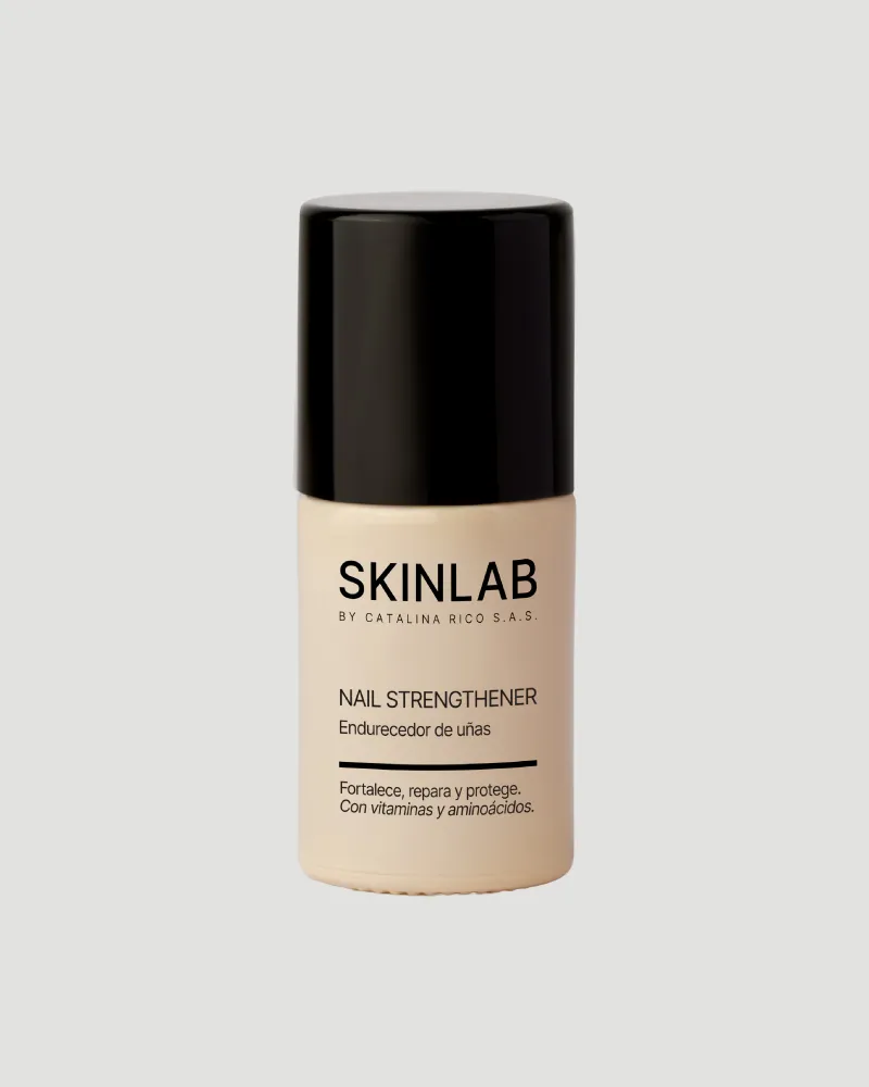 uso esmaltes Skinlab paso 1